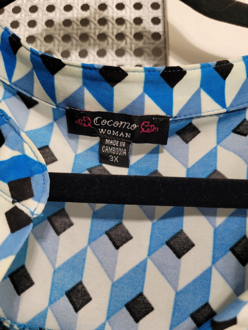 Cocomo Blue & White Geometric Print Tunic Blouse - Picture 6 of 9